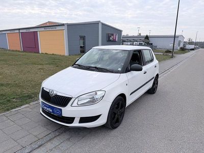 Gebraucht Skoda Fabia Cool Edition 86 PS (63 kW) 2012 Weiß Limousine