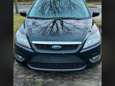 Gebraucht Ford Focus 115 PS (84 kW) 2009 Schwarz Coupé