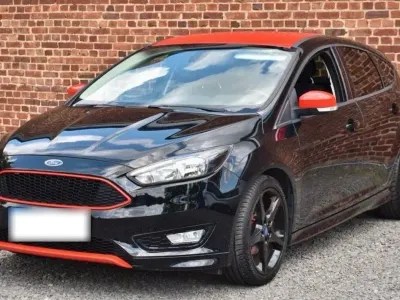 Gebraucht Ford Focus ST-Line 150 PS (110 kW) 2016 Schwarz Limousine
