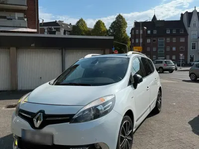 Gebraucht Renault Scénic III 110 PS (80 kW) 2014 Weiß Van / Kleinbus