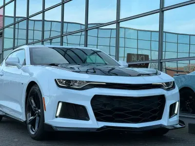 Używany Chevrolet Camaro ZL1 Sport 453 KM (333 kW) 2019 Biały Coupe