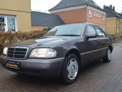 Gebraucht Mercedes C180 Classic 122 PS (89 kW) 1993 Grau Limousine