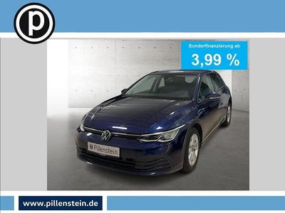 Blau Gebraucht 2022 VW Golf Life Limousine | 20.602 € (Fairer Preis)