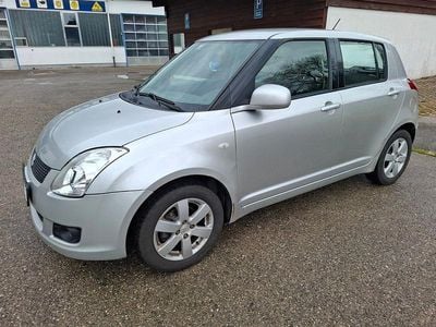 Gebraucht Suzuki Swift 92 PS (67 kW) 2010 Silber Kleinwagen
