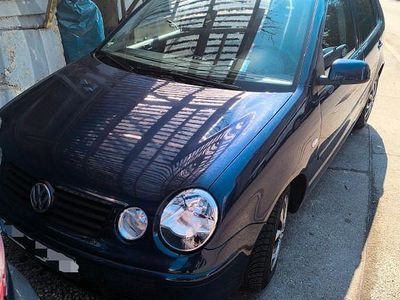 Gebraucht VW Polo Comfortline 75 PS (55 kW) 2003 Blau Limousine