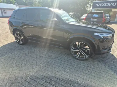 Gebraucht Volvo XC90 Plus 235 PS (172 kW) 2024 Schwarz SUV