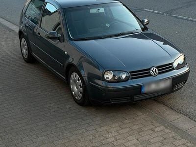 Usata VW Golf IV 75 CV (55 kW) 2003 Andere farben Utilitaria