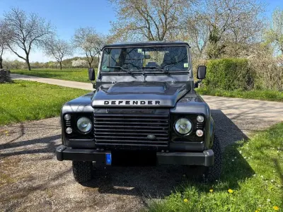 Gebraucht Land Rover Defender SE 122 PS (89 kW) 2015 Grau Kombi