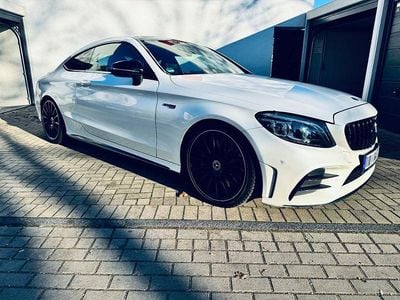 Gebraucht Mercedes C43 AMG AMG 390 PS (286 kW) 2018 Weiß Coupé