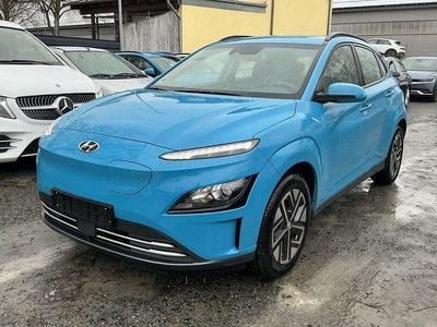 Gebraucht Hyundai Kona Select 100 kW (136 PS) 2023 Blau SUV