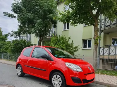 Używany Renault Twingo 64 KM (47 kW) 2008 Czerwony Hatchback