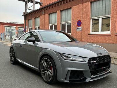 Grau Gebraucht 2018 Audi TT Ambiente Coupé | 47.999 €