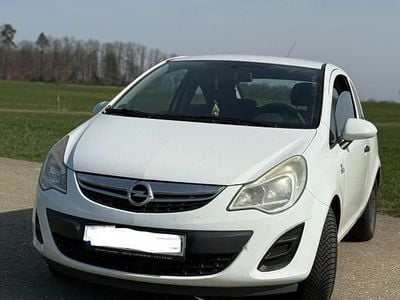 Gebraucht Opel Corsa Selection 69 PS (50 kW) 2012 Weiß Kleinwagen