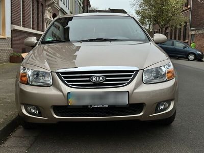 gebraucht Kia Cerato mit ukrainischer Zulassung