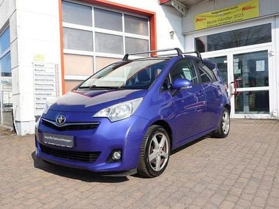 Gebraucht Toyota Verso-S Club 99 PS (72 kW) 2011 Blau Van / Kleinbus