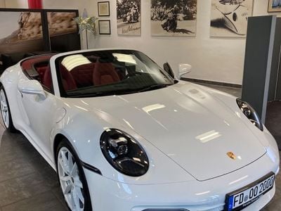 Porsche 911 Carrera Cabriolet