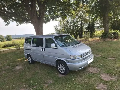 Gebraucht VW Multivan 102 PS (75 kW) 2000 Silber Van / Kleinbus