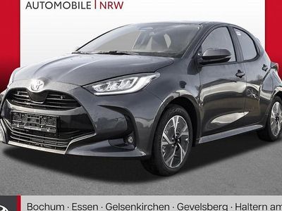 Gebraucht Toyota Yaris Hybrid 116 PS (85 kW) 2025 Grau Limousine