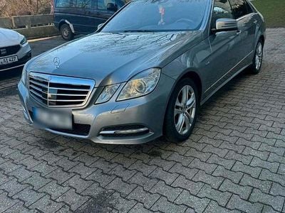 Usata Mercedes E350 231 CV (169 kW) 2010 Grigio Berlina