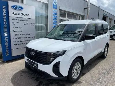 Neu Ford Tourneo Courier Titanium 125 PS (91 kW) 2026 Frostweiß Van / Kleinbus