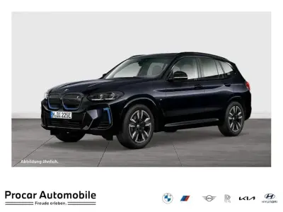 Gebraucht BMW iX3 M Sport 210 kW (286 PS) 2024 Schwarz SUV