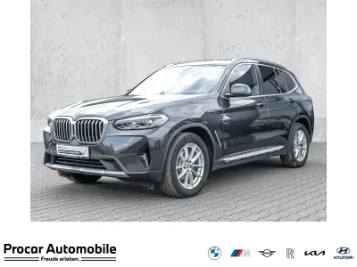 Gebraucht BMW X3 Sport Line 190 PS (139 kW) 2022 Grau SUV