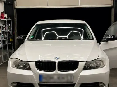Gebraucht BMW 320 150 PS (110 kW) 2005 Silber Limousine