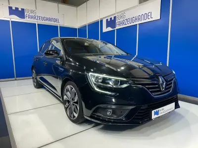 Gebraucht Renault Mégane Bose Edition 116 PS (85 kW) 2019 Schwarz Limousine