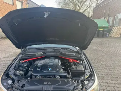 Gebraucht BMW 525 194 PS (142 kW) 2008 Blau Limousine