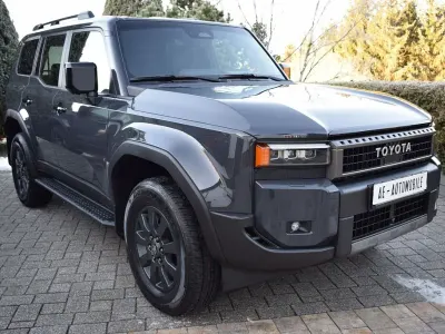 Nouă Toyota Land Cruiser Executive 205 CP (150 kW) 2026 Gri SUV