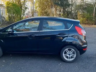 Brugt Ford Fiesta Titanium 95 HK (69 kW) 2013 Sort Hatchback