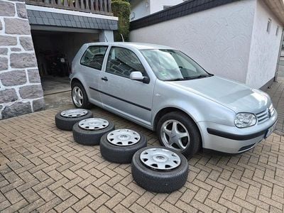 Używany VW Golf IV 102 KM (75 kW) 2000