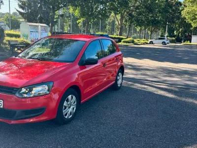 Gebraucht VW Polo 70 PS (51 kW) 2010 Rot Kleinwagen