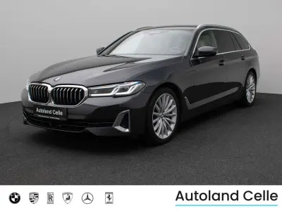 Gebraucht BMW 530 Luxury Line 286 PS (210 kW) 2021 Sophistograu brillanteffekt a Kombi