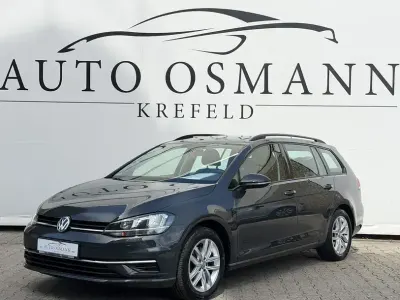 Gebraucht VW Golf VII Comfortline 116 PS (85 kW) 2019 Uranograu Kombi
