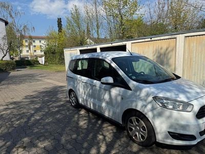 Second-hand Ford Tourneo Connect 101 CP (74 kW) 2015 Alb Monovolum