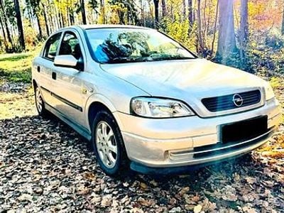 Gebraucht Opel Astra 100 PS (73 kW) 2001 Silber Limousine