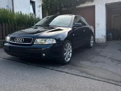 Gebraucht Audi A4 S-Line 165 PS (121 kW) 1999 Blau Limousine