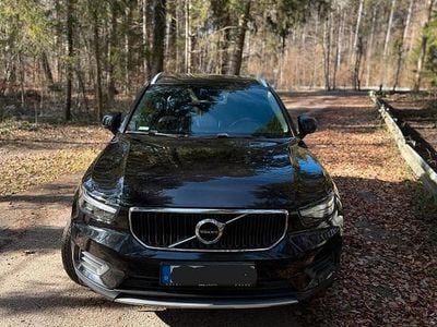 Gebraucht Volvo XC40 Momentum 190 PS (139 kW) 2019 Schwarz SUV