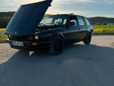 Gebraucht BMW 320 150 PS (110 kW) 1991 Schwarz Kombi