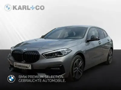Gebraucht BMW 118 Sport Line 150 PS (110 kW) 2023 Grau Limousine