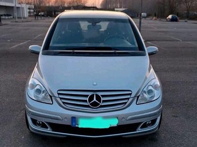 gebraucht Mercedes B200 TÜV NEU.