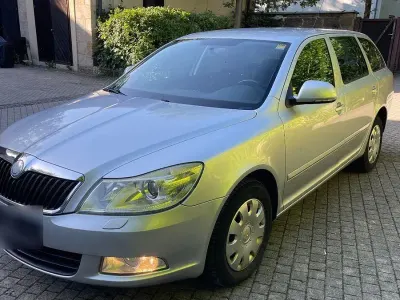 Gebraucht Skoda Octavia Classic 105 PS (77 kW) 2009 Grau Kombi