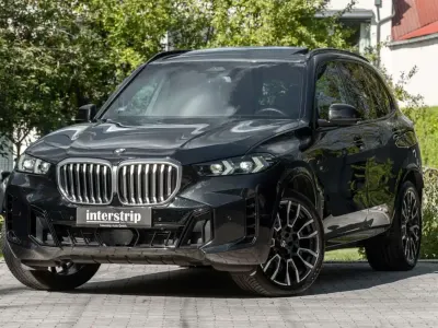 Używany BMW X5 M Sport 298 KM (219 kW) 2025 Czarny SUV