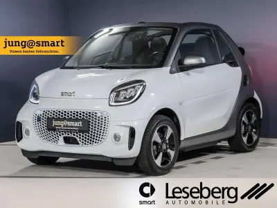 Second-hand Smart ForTwo Electric Drive Passion 60 kW (82 CP) 2024 Alb Cabrio