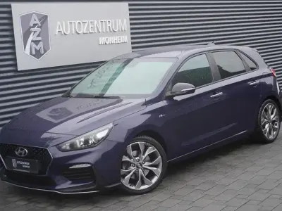 Usata Hyundai i30 N Line 140 CV (102 kW) 2019 Blu Berlina