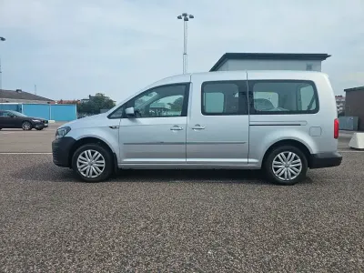 Gebraucht VW Caddy Maxi 110 PS (80 kW) 2019 Silber Van / Kleinbus