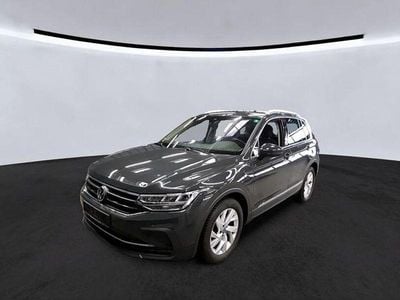 Usado VW Tiguan Move 150 HP (110 kW) 2023 Cinzento SUV