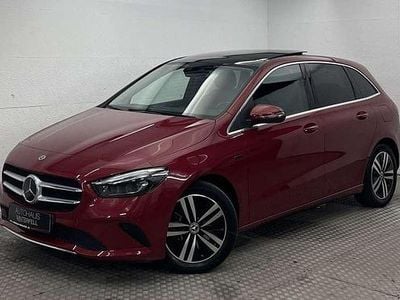 Gebraucht Mercedes B250e Progressive 218 PS (160 kW) 2021 Rot Van / Kleinbus
