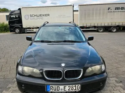 Gebraucht BMW 318 143 PS (105 kW) 2004 Schwarz Kombi